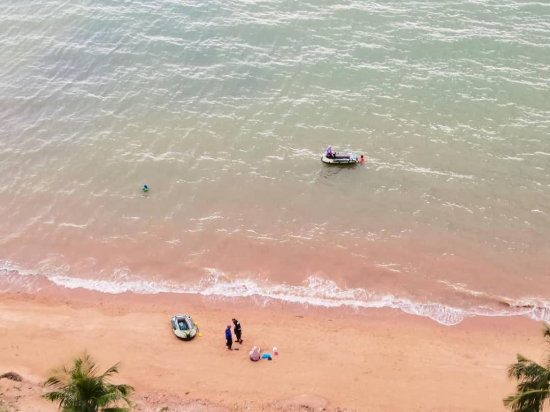 Ehsan Seaview Hotel Port Dickson Bagian luar foto