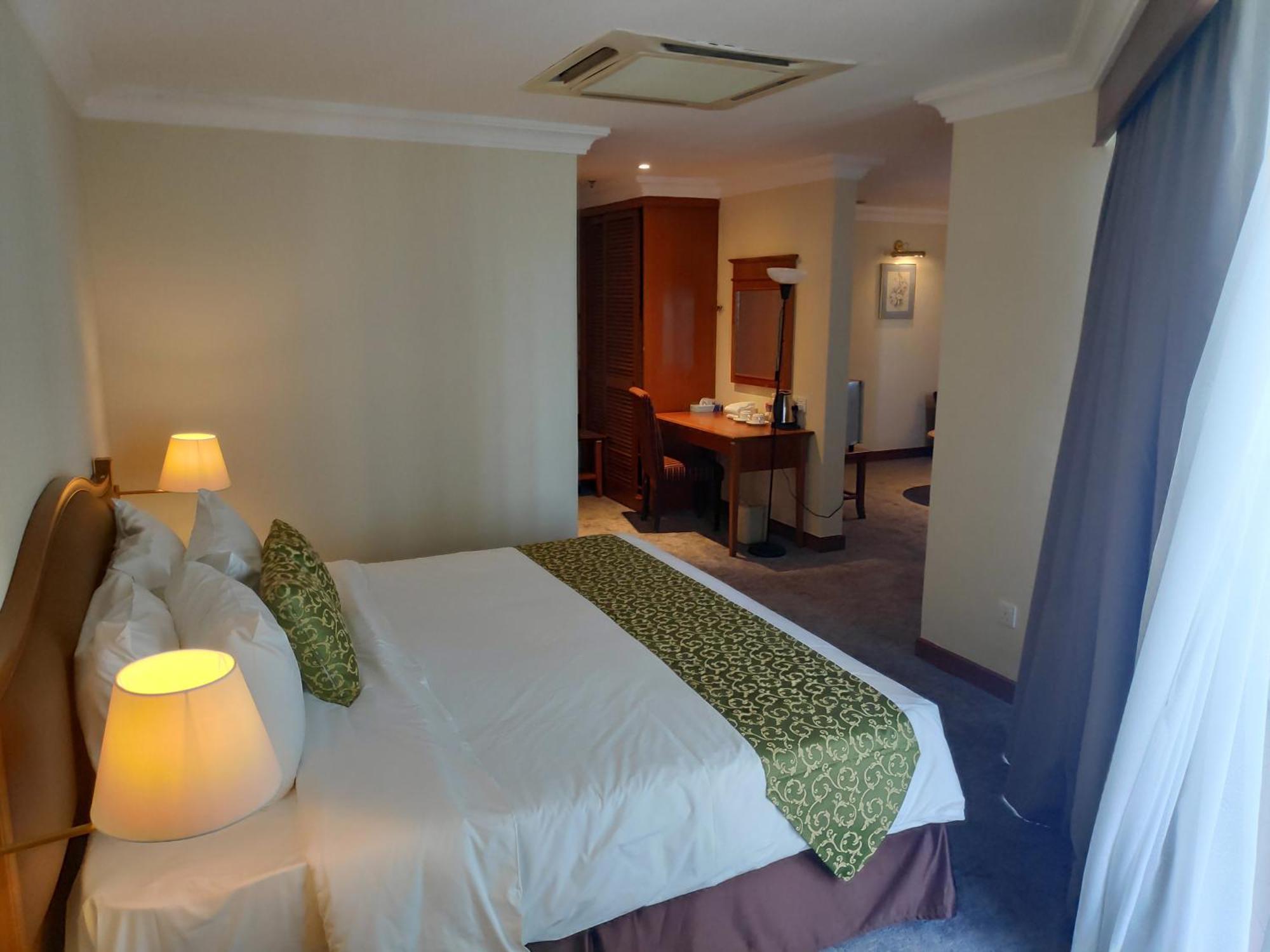 Ehsan Seaview Hotel Port Dickson Bagian luar foto