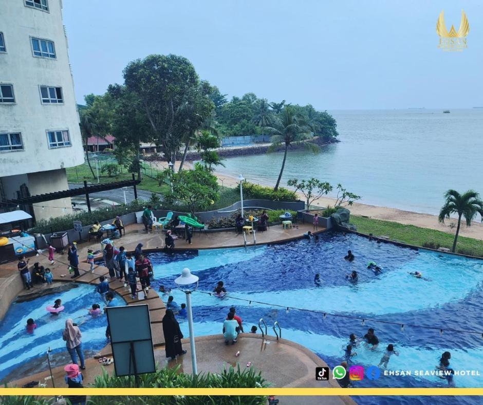 Ehsan Seaview Hotel Port Dickson Bagian luar foto